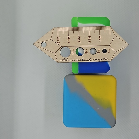 Silicone Container - Picture 4 of 4